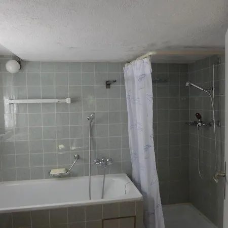 Sleeps 12 Wifi *